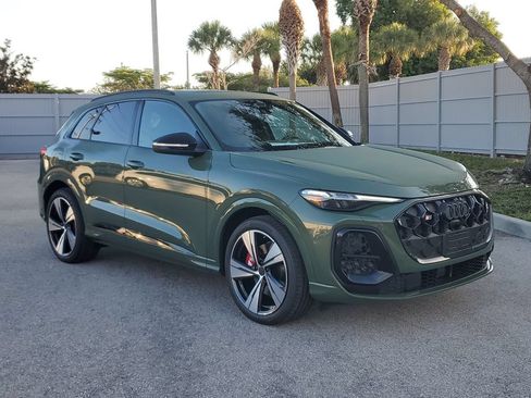New 2026 Audi SQ5 Premium Plus AWD/4WD image 2