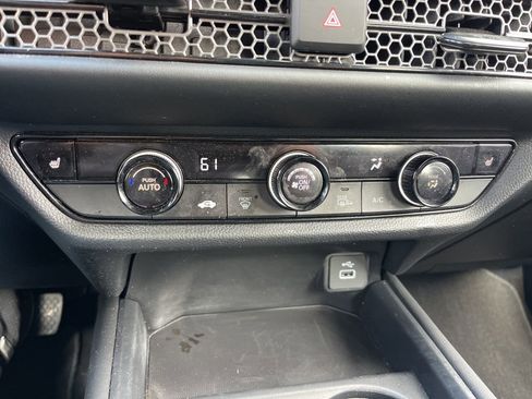 Used 2024 Honda HR-V Sport image 12