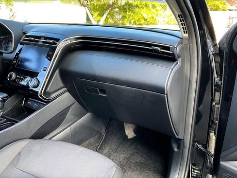 Used 2022 Hyundai Tucson SEL w/ Cargo Package image 16