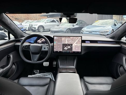 Used 2022 Tesla Model S Standard Range image 34