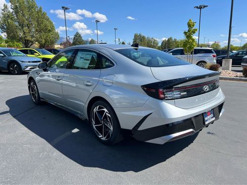 New 2026 Hyundai Sonata SEL AWD/4WD image 11