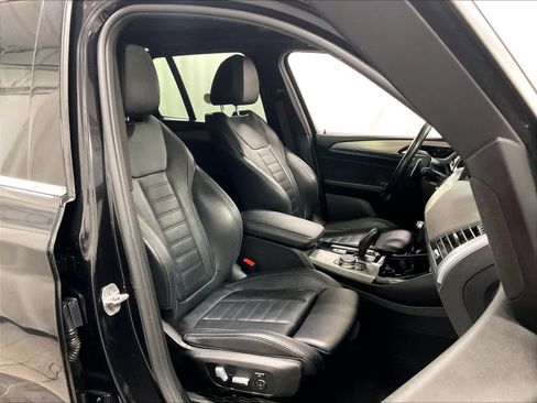 Used 2019 BMW X3 xDrive30i w/ Premium Package image 11