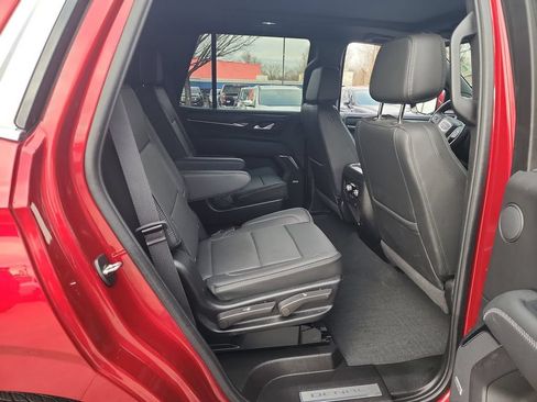 Certified 2024 GMC Yukon Denali w/ LPO, Floor Liner Package AWD/4WD image 28