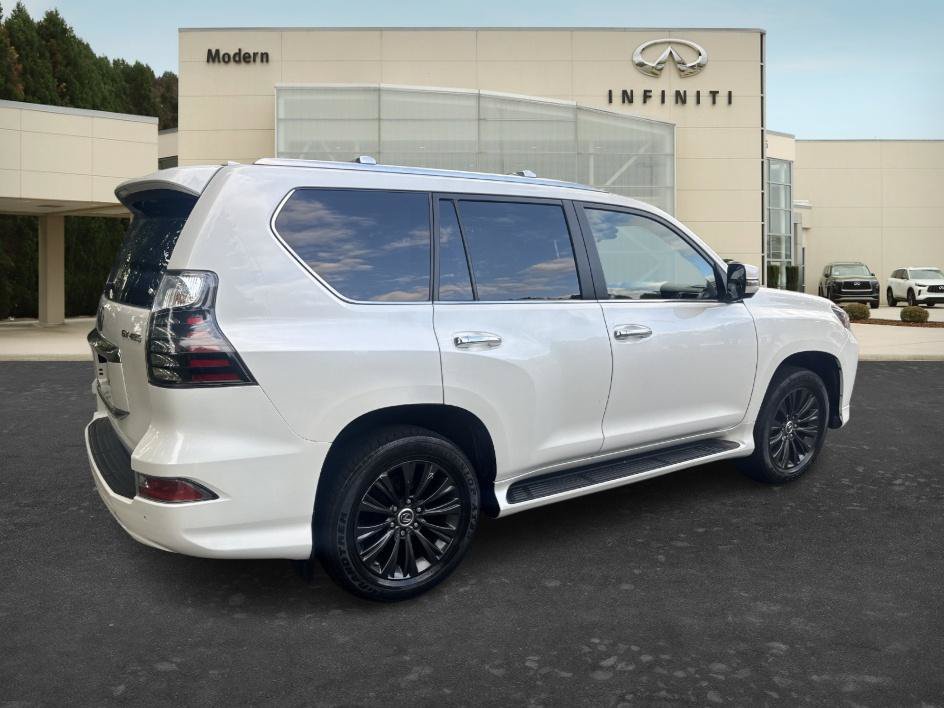 Used 2023 Lexus GX 460 Luxury w/ Sport Design Package AWD/4WD image 5