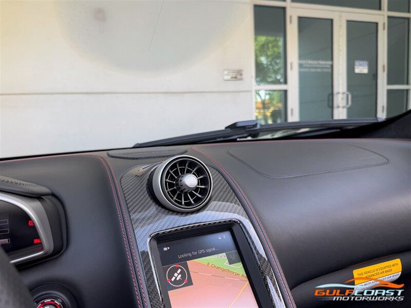 Used 2014 McLaren MP4-12C Spider RWD image 17