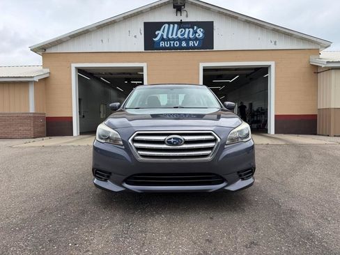 Used 2015 Subaru Legacy 2.5i Premium AWD/4WD image 2