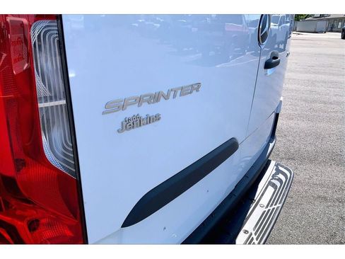 Used 2026 Mercedes-Benz Sprinter 2500 image 9
