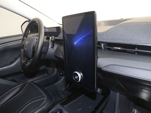 Used 2024 Ford Mustang Mach-E Premium AWD/4WD image 42