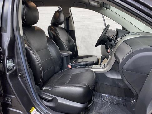 Used 2012 Toyota Corolla S image 11
