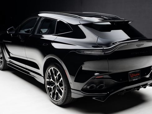 Used 2023 Aston Martin DBX 707 AWD/4WD image 23