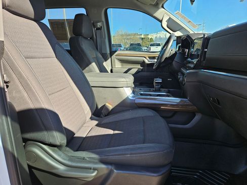 Used 2023 Chevrolet Silverado 1500 LT Trail Boss w/ Convenience Package II image 31