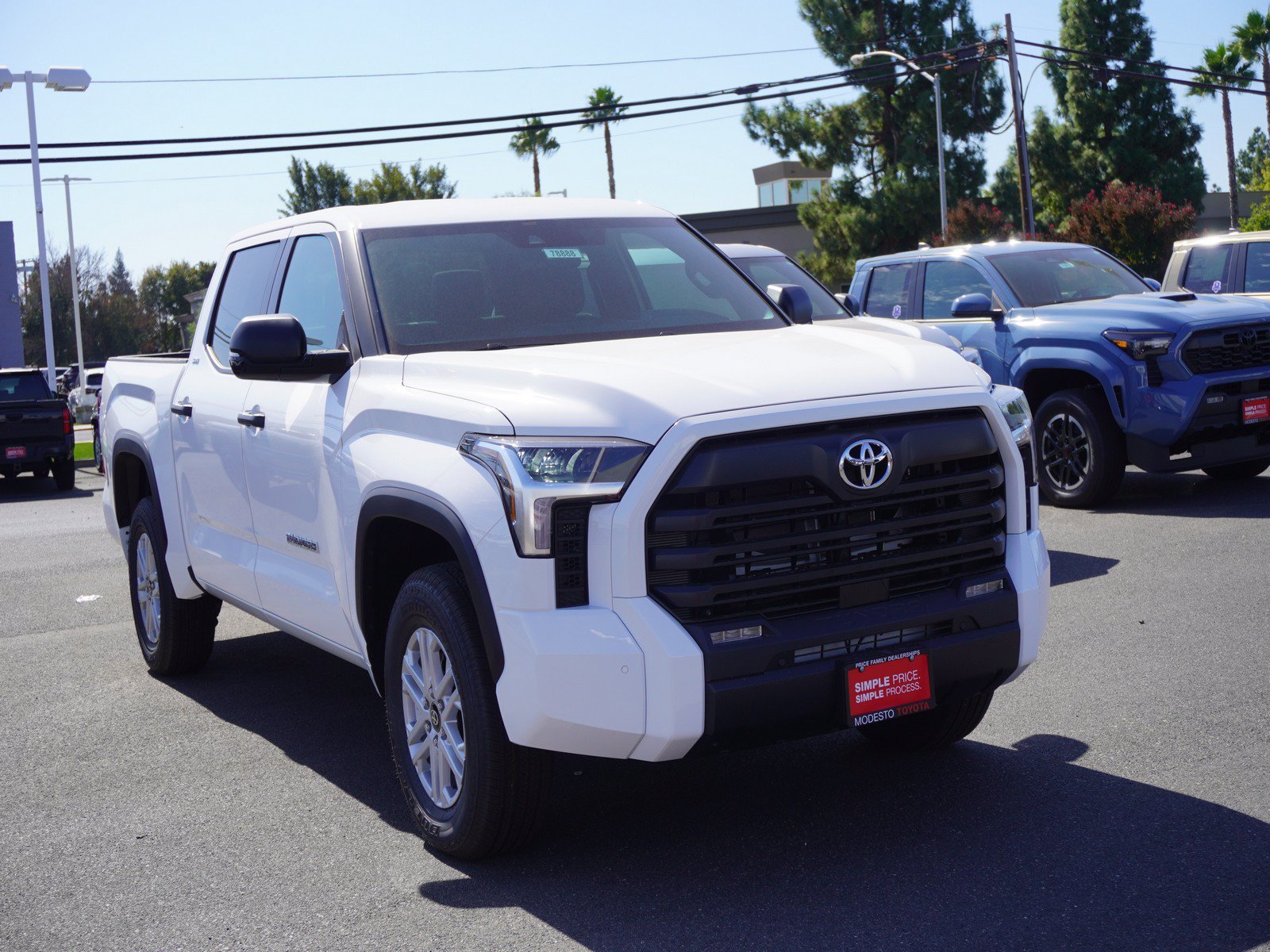 New 2026 Toyota Tundra SR5 w/ SR5 Convenience Package AWD/4WD image 25