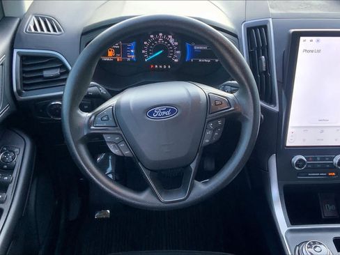 Used 2024 Ford Edge SE AWD/4WD image 6