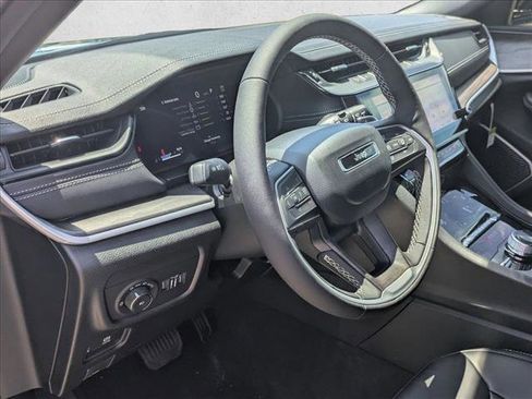 New 2026 Jeep Grand Cherokee Limited w/ Limited Altitude Package AWD/4WD image 3