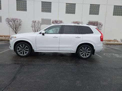 Used 2019 Volvo XC90 T6 Momentum image 5