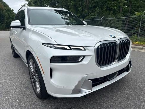 Used 2024 BMW X7 xDrive40i w/ Executive Package AWD/4WD image 11