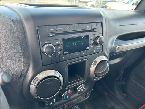 Used 2015 Jeep Wrangler Sport w/ Quick Order Package 24S image 19