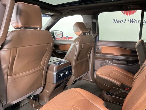 Used 2023 Ford Expedition King Ranch RWD image 14