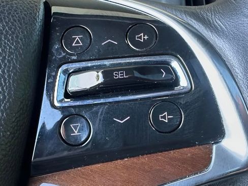 Used 2020 Cadillac Escalade Luxury image 37