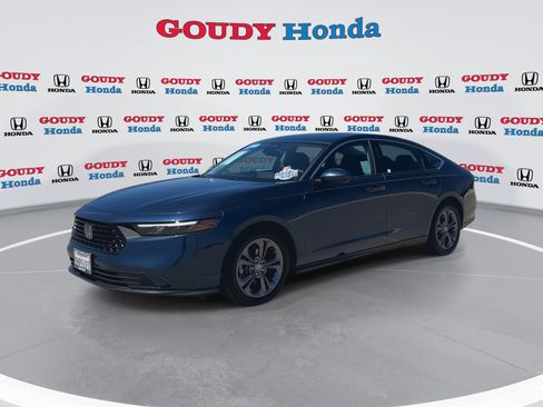 Certified 2023 Honda Accord EX image 4