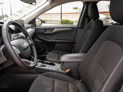 Certified 2024 Ford Escape Active FWD image 12