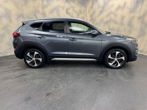 Used 2017 Hyundai Tucson Sport w/ Cargo Package image 9