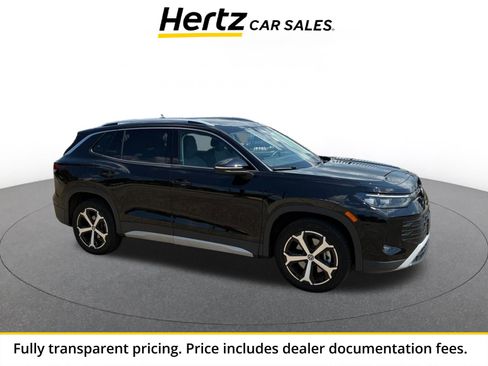 Used 2026 Volkswagen Tiguan SE AWD/4WD image 1