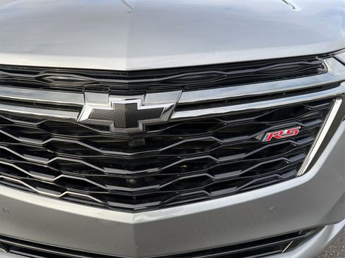 Used 2023 Chevrolet Equinox RS image 29