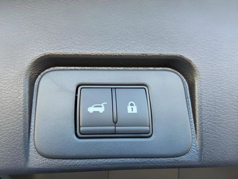 New 2026 Nissan Rogue SV image 12