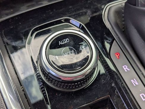 Used 2025 GMC Canyon Elevation w/ Convenience Package image 28