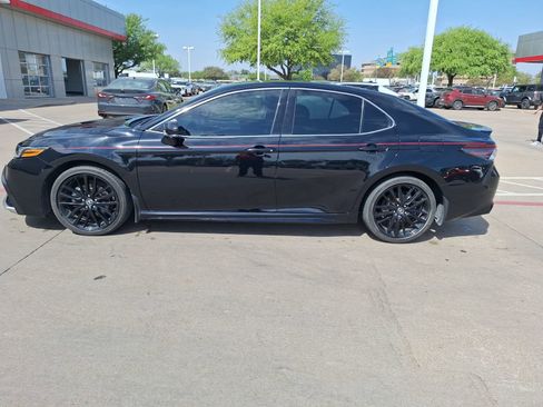 Used 2024 Toyota Camry XSE image 3