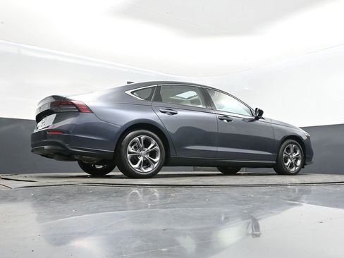 Used 2024 Honda Accord EX image 42