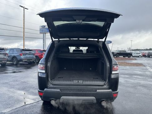 Used 2017 Land Rover Range Rover Sport SE image 5