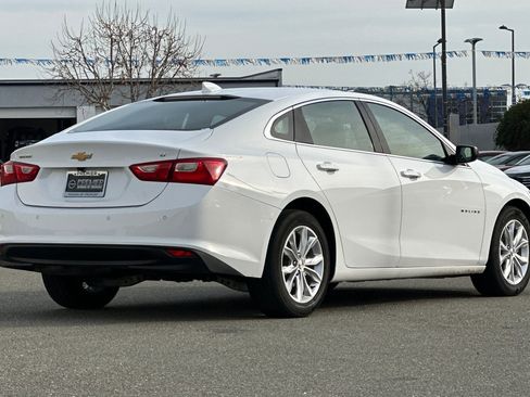 Used 2024 Chevrolet Malibu LT image 4