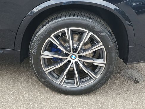 New 2026 BMW X5 xDrive40i w/ M Sport Package AWD/4WD image 29