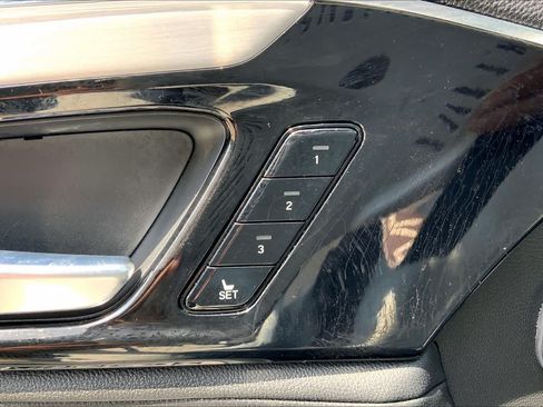 Used 2024 Acura MDX FWD image 32