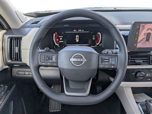 New 2026 Nissan Pathfinder SL w/ SL Premium Package FWD image 12