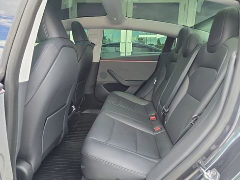 Used 2025 Tesla Model 3 Long Range RWD image 15