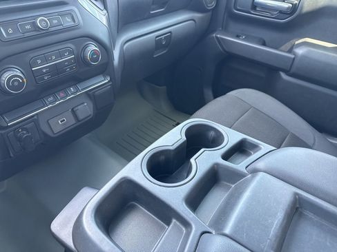 Used 2019 Chevrolet Silverado 1500 Custom w/ Custom Value Package image 17