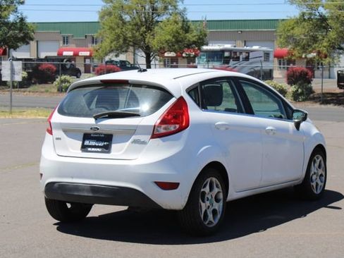 Used 2011 Ford Fiesta SES w/ 301A Rapid Spec Order Code FWD image 5