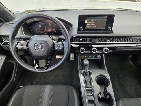 Used 2025 Honda Civic Sport image 6