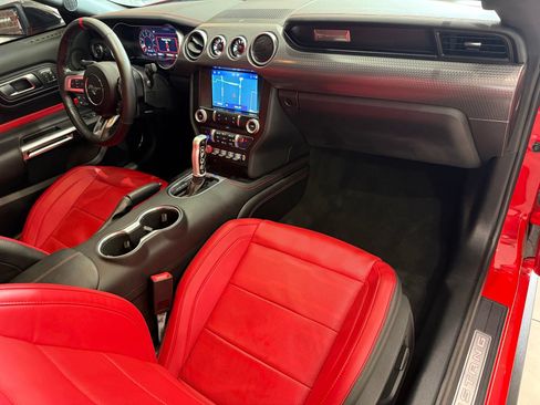 Used 2021 Ford Mustang GT Premium w/ GT Performance Package RWD image 15
