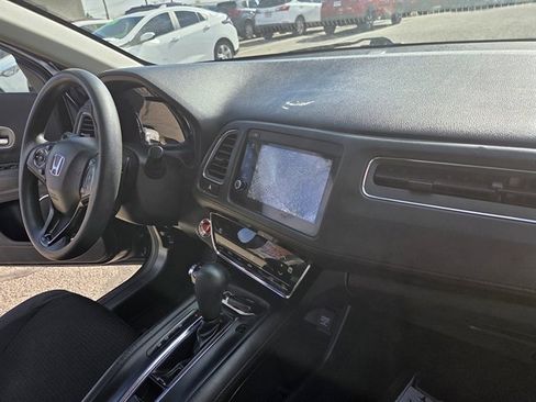 Used 2022 Honda HR-V EX image 6