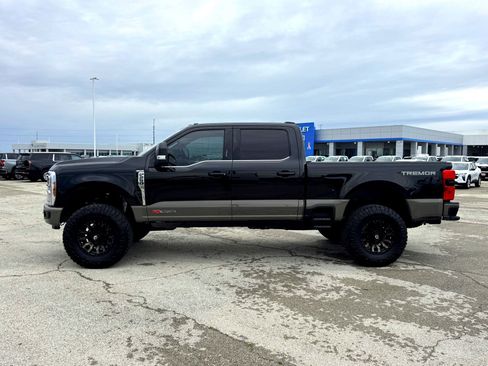 Used 2026 Ford F250 King Ranch w/ Tremor Off-Road Package AWD/4WD image 10