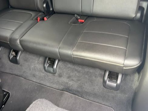 Certified 2023 Chevrolet Traverse Premier w/ Redline Edition image 40