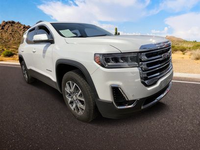 Used 2023 GMC Acadia SLT w/ Preferred Package
