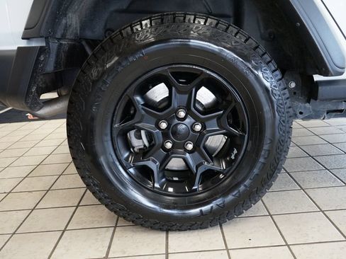 Used 2023 Jeep Wrangler Unlimited w/ Cold Weather Group AWD/4WD image 57
