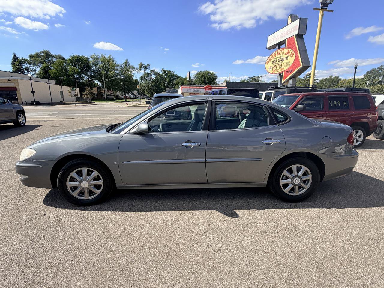 Used 2007 Buick LaCrosse CXL FWD image 2