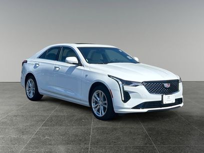 New 2025 Cadillac CT4 Luxury