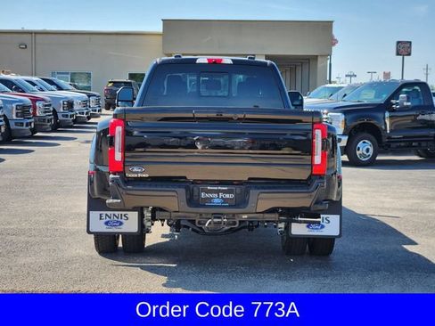 New 2026 Ford F450 Platinum w/ FX4 Off-Road Package AWD/4WD image 6